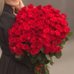 bunch_of_100_red_roses_2_