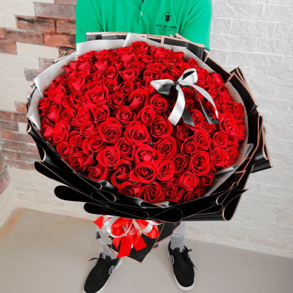 100 rose bouquet online