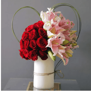 roses and lilies in vase